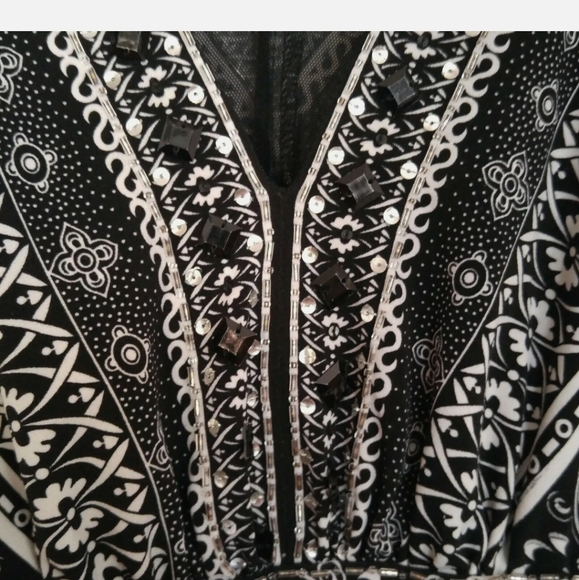 Yvos Floral Dress - Picture 12 of 12